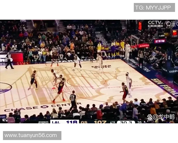 勇士与火箭激战正酣5月29日NBA季后赛第七场精彩回顾 勇士与火箭激战正酣5月29日NBA季后赛第七场精彩回顾